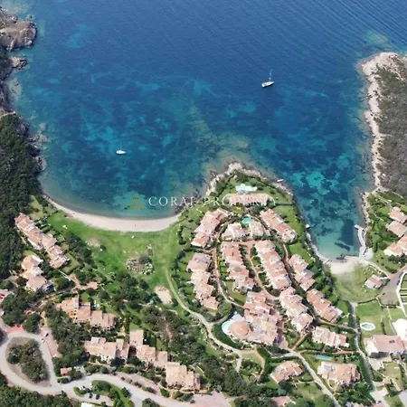 شقة Sara - - 2 Private Beaches & Garden - By Coral بورتو كيرفو