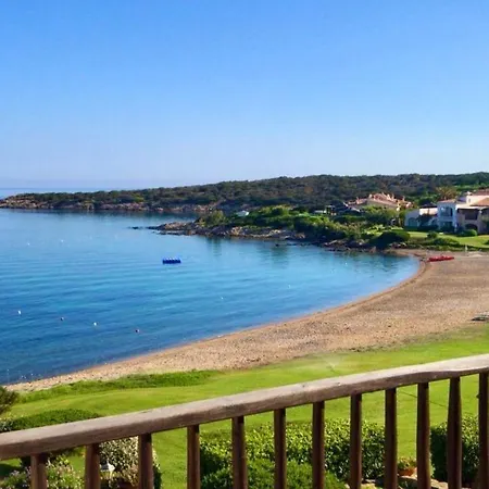 شقة Sara - - 2 Private Beaches & Garden - By Coral *