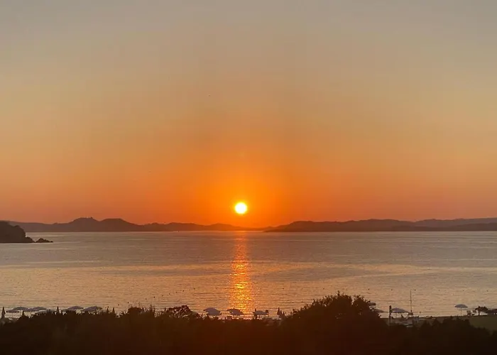 Sara - - 2 Private Beaches & Garden Appartement *